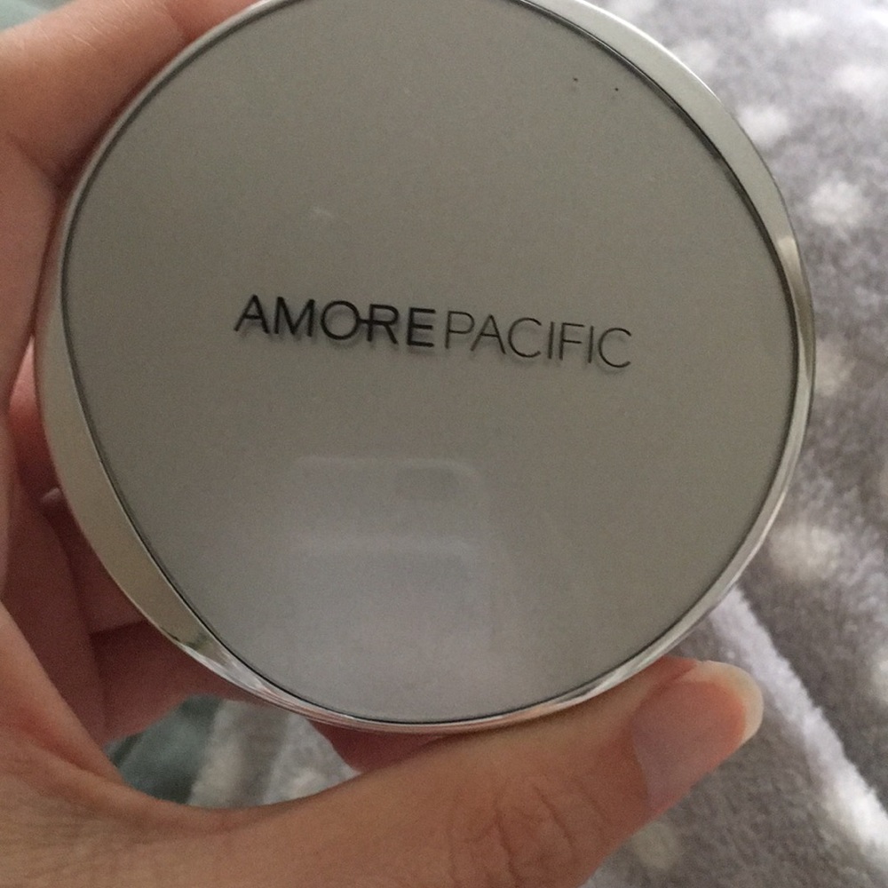 Amore Pacific color control cushion compact